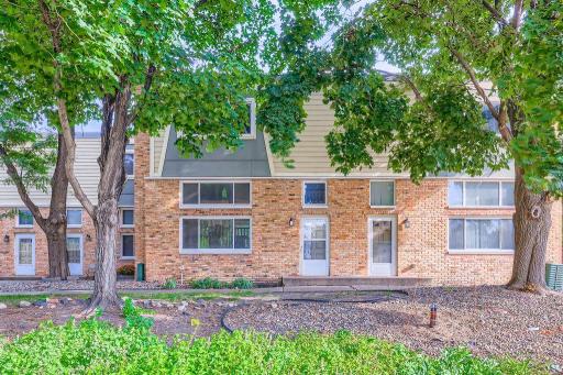 7307 W Franklin Avenue - MLS Sized - 001 - 02 Exterior Front.jpg
