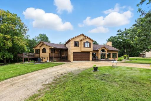 867 Eckert Avenue SE, Buffalo, MN 55313