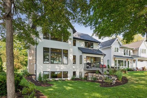 2915 Casco Point Road, Wayzata, MN 55391