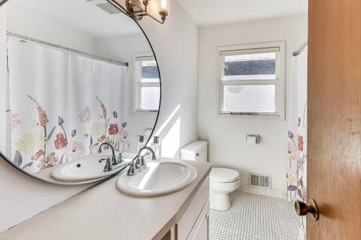 3942 Tyler Street NE, Columbia Heights, MN 55421