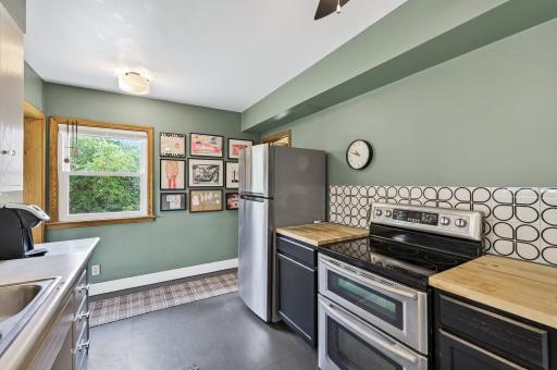 1220 Stryker Avenue, Saint Paul, MN 55118