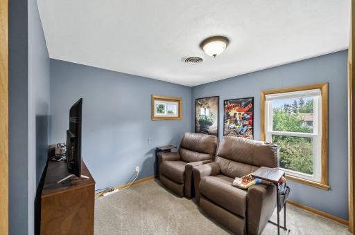1220 Stryker Avenue, Saint Paul, MN 55118