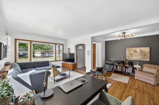 1220 Stryker Avenue, Saint Paul, MN 55118