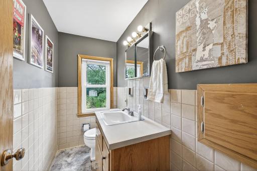 1220 Stryker Avenue, Saint Paul, MN 55118