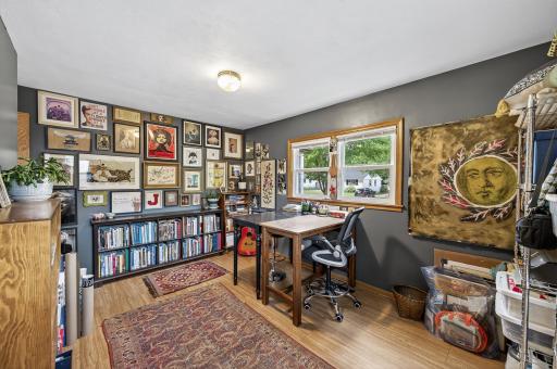1220 Stryker Avenue, Saint Paul, MN 55118