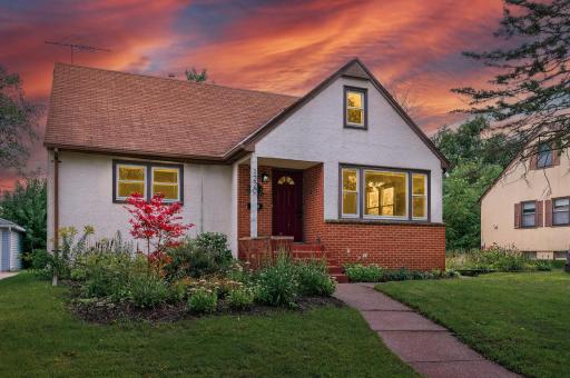 1220 Stryker Avenue, Saint Paul, MN 55118