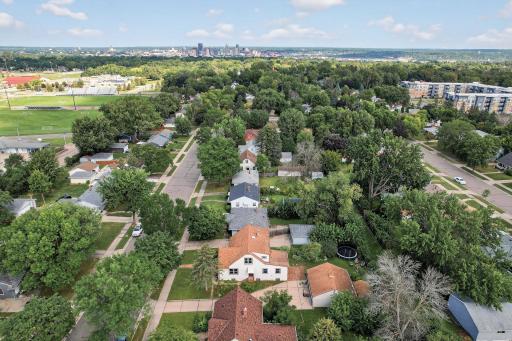 1220 Stryker Avenue, Saint Paul, MN 55118