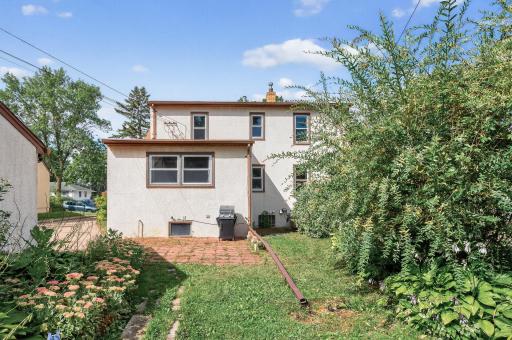 1220 Stryker Avenue, Saint Paul, MN 55118