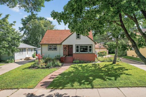 1220 Stryker Avenue, Saint Paul, MN 55118