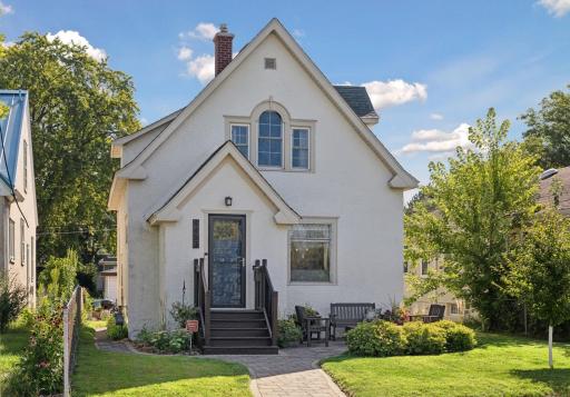 4453 28th Avenue S, Minneapolis, MN 55406