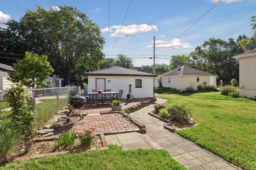 4453 28th Avenue S, Minneapolis, MN 55406