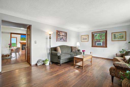 526 9th Avenue S, South Saint Paul, MN 55075