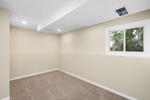 10652 Lancaster Lane N, Maple Grove, MN 55369