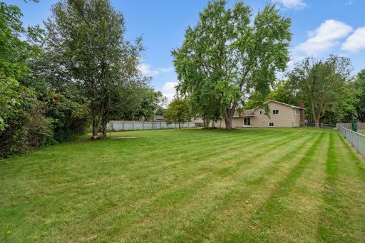 10652 Lancaster Lane N, Maple Grove, MN 55369