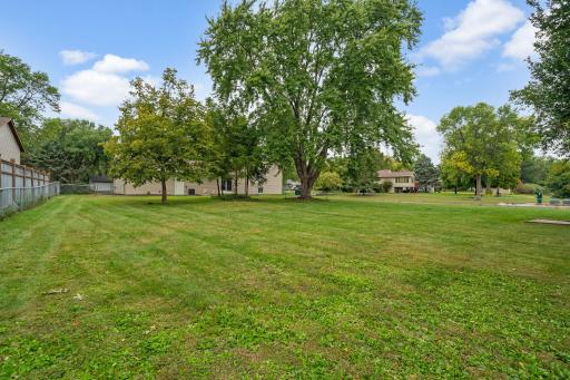 10652 Lancaster Lane N, Maple Grove, MN 55369