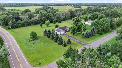 Welcome to your new country estate on 2 acres!