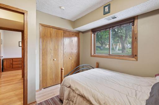 13550 Yosemite Avenue S, Savage, MN 55378