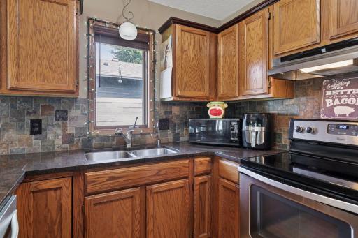 13550 Yosemite Avenue S, Savage, MN 55378