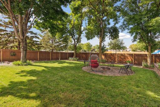 13550 Yosemite Avenue S, Savage, MN 55378