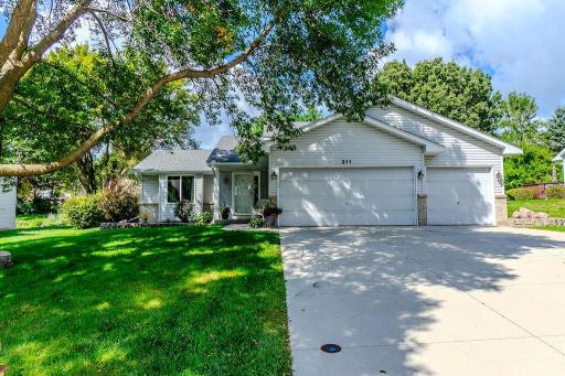 211 Buffalo Run Road, Buffalo, MN 55313