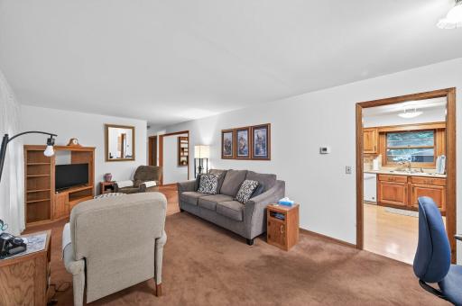 7032 Georgia Avenue N, Minneapolis, MN 55428
