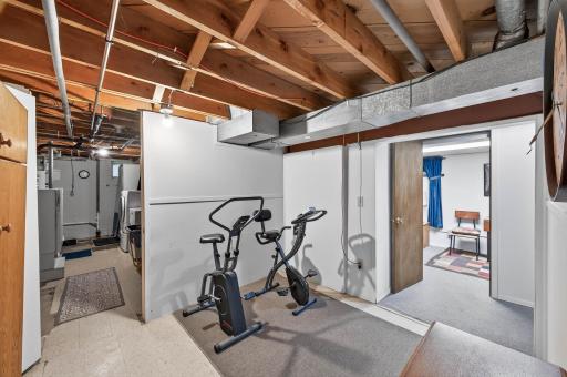 7032 Georgia Avenue N, Minneapolis, MN 55428
