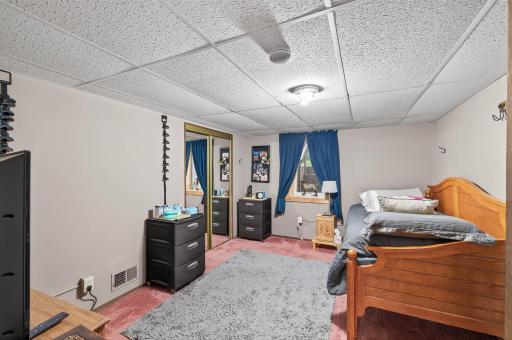 7032 Georgia Avenue N, Minneapolis, MN 55428