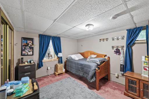 7032 Georgia Avenue N, Minneapolis, MN 55428
