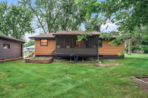 7032 Georgia Avenue N, Minneapolis, MN 55428