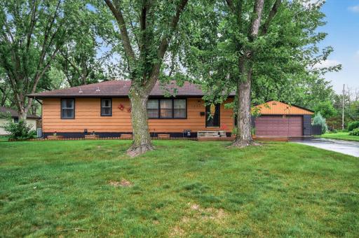 7032 Georgia Avenue N, Minneapolis, MN 55428