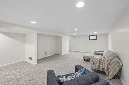 1637 Pullman Avenue, Saint Paul Park, MN 55071