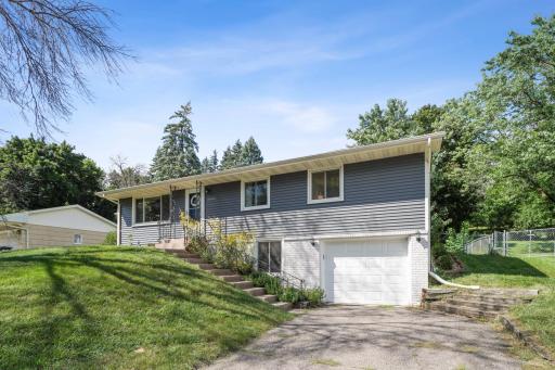 5600 W 107th Street, Minneapolis, MN 55437