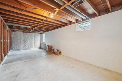 5600 W 107th Street, Minneapolis, MN 55437