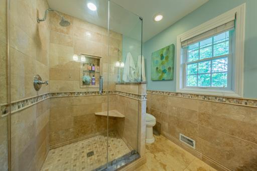 11420 50th Avenue N, Minneapolis, MN 55442