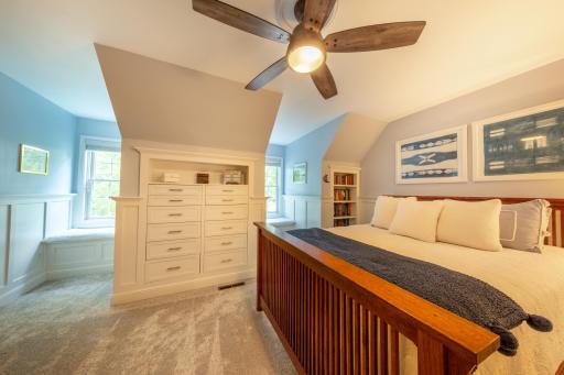 Second Bedroom with Built-In Drawers & Shelving