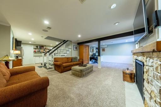 11420 50th Avenue N, Minneapolis, MN 55442