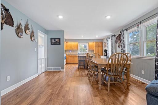 Nice sized dining area - easy meal prep to table!