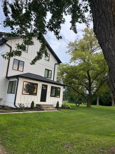 8822 267th Street W, Lakeville, MN 55044