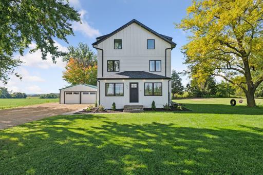 8822 267th Street W, Lakeville, MN 55044
