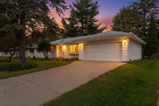 8920 61st Avenue N, Minneapolis, MN 55428
