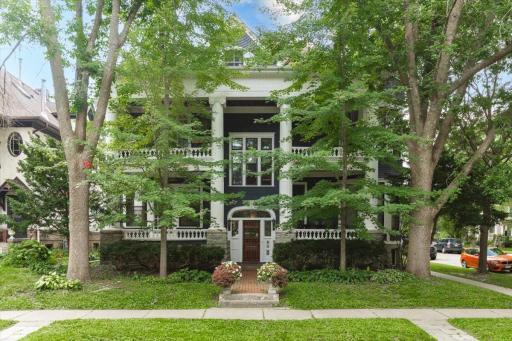 496 Holly Avenue, 1, Saint Paul, MN 55102