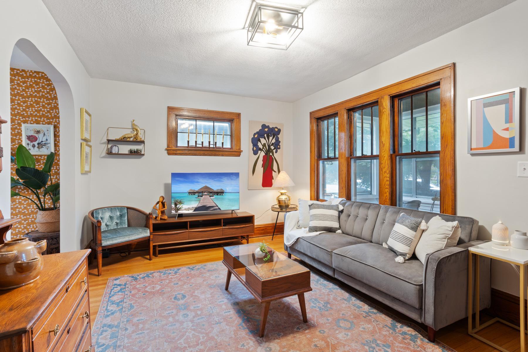 Main level living room