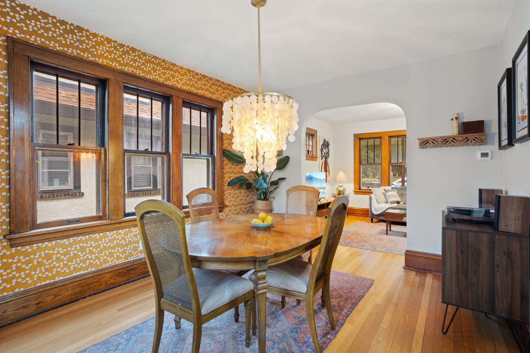 Formal dining room