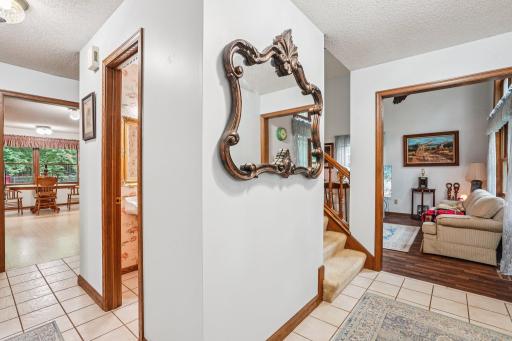 6-web-or-mls-Minnie B Grant Ln NE-S1609-006.jpg