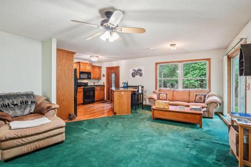 16-web-or-mls-Minnie B Grant Ln NE-S1609-016.jpg