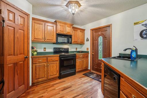 20715 Minnie B Grant Lane NE, Wyoming, MN 55092