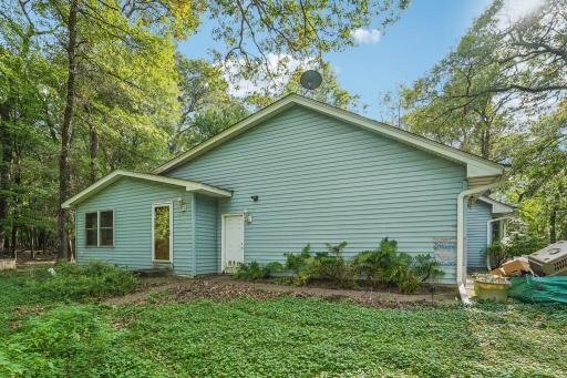 58-web-or-mls-Minnie B Grant Ln NE-S1609-058.jpg