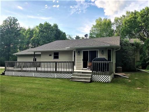 39947 River Oaks Drive, Roseau, MN 56751