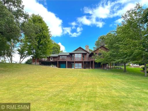 10041 Jeske Avenue NW, Annandale, MN 55302