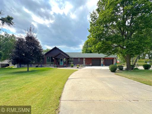 10041 Jeske Avenue NW, Annandale, MN 55302